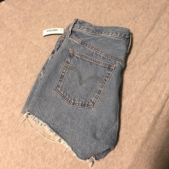 Levi’s 501 Original Short - Picture 7 of 8